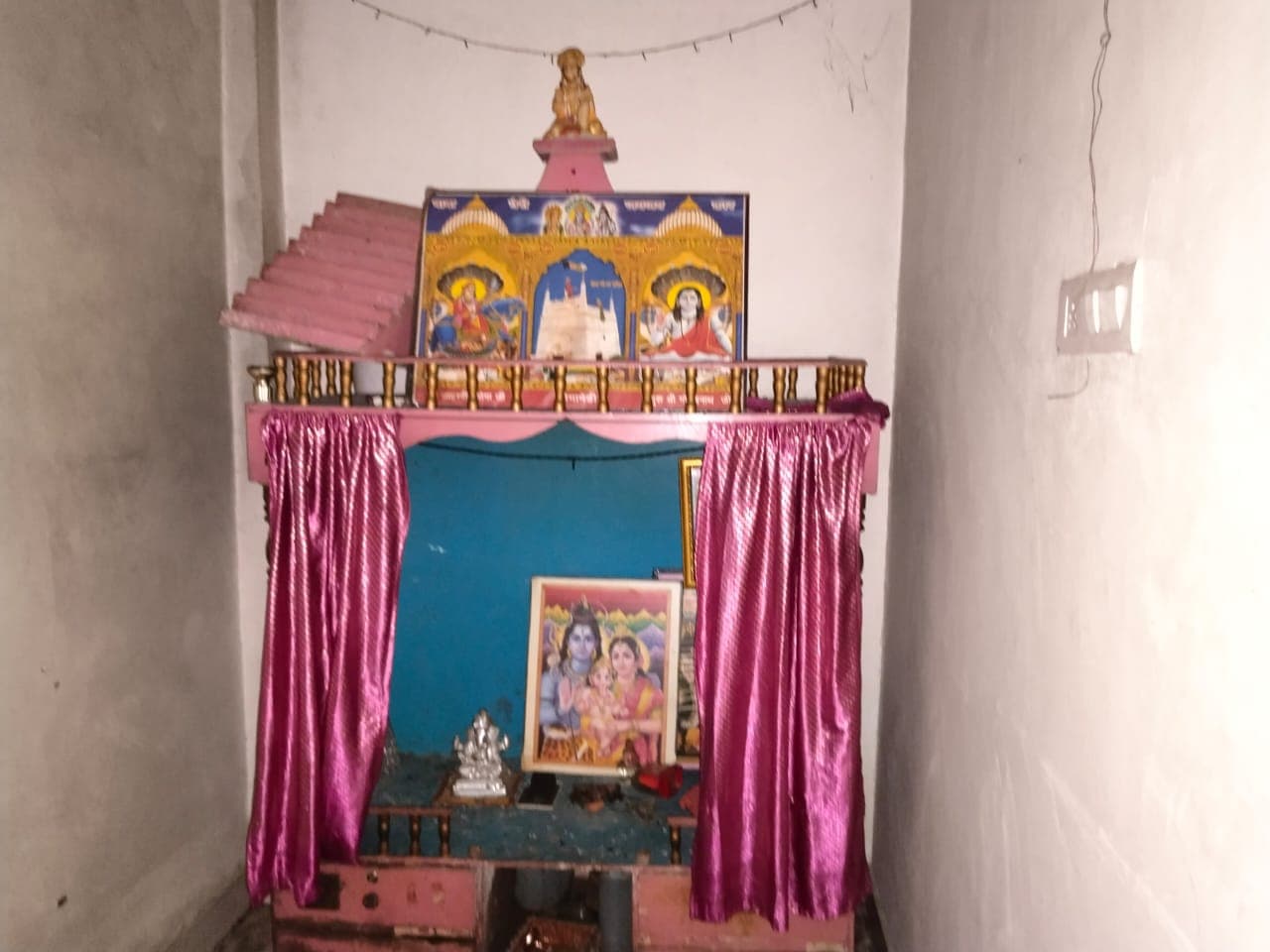 Property Photos 9