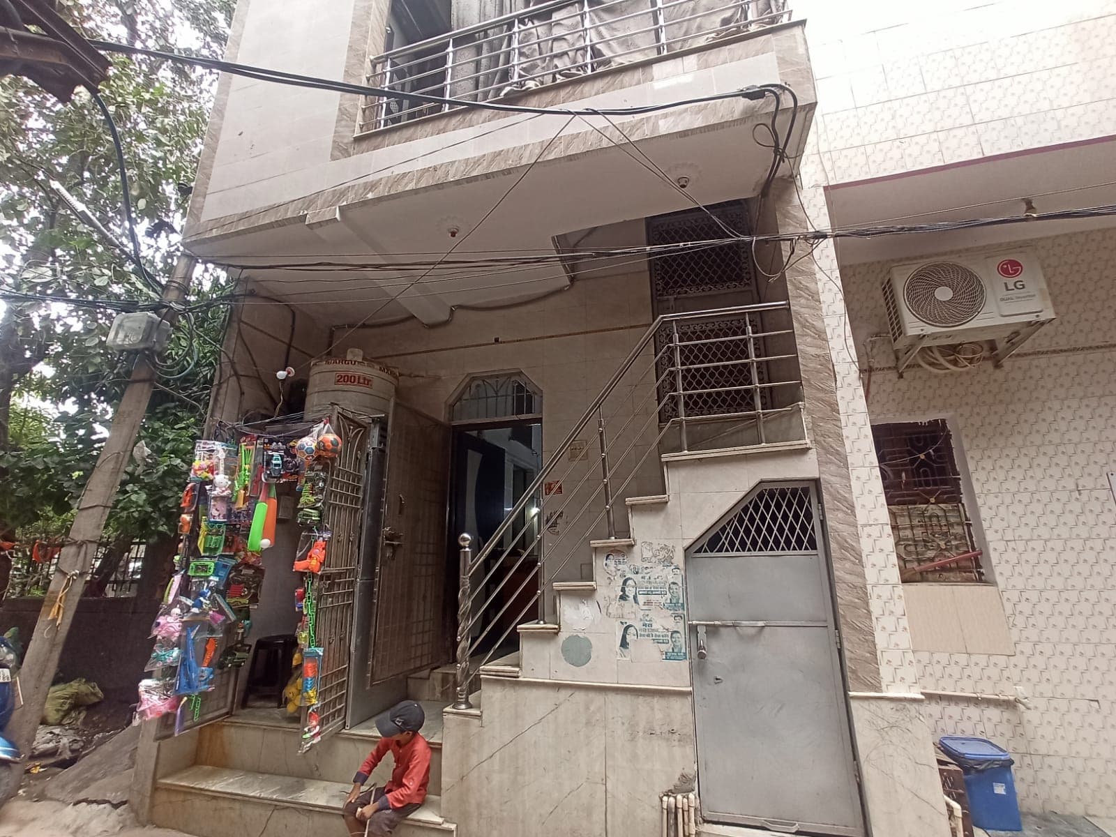 Property Photos 1