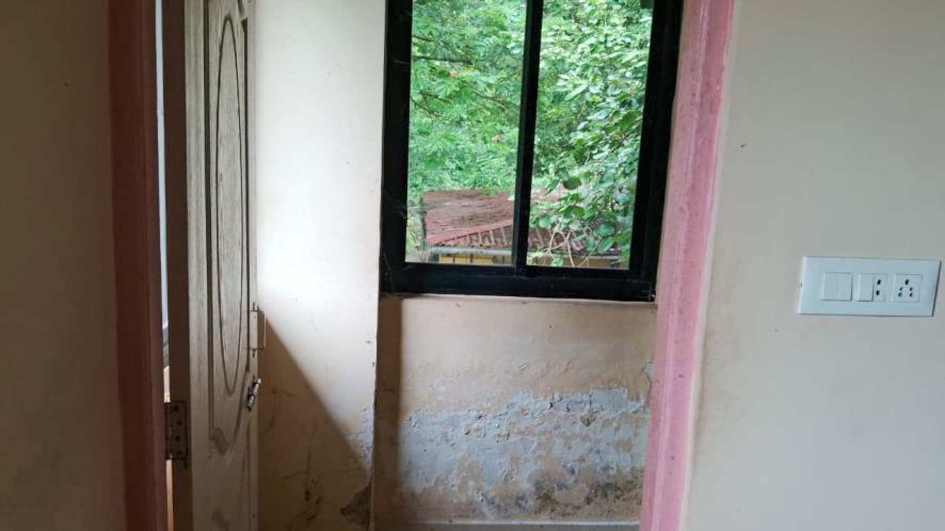 Property Photos 6