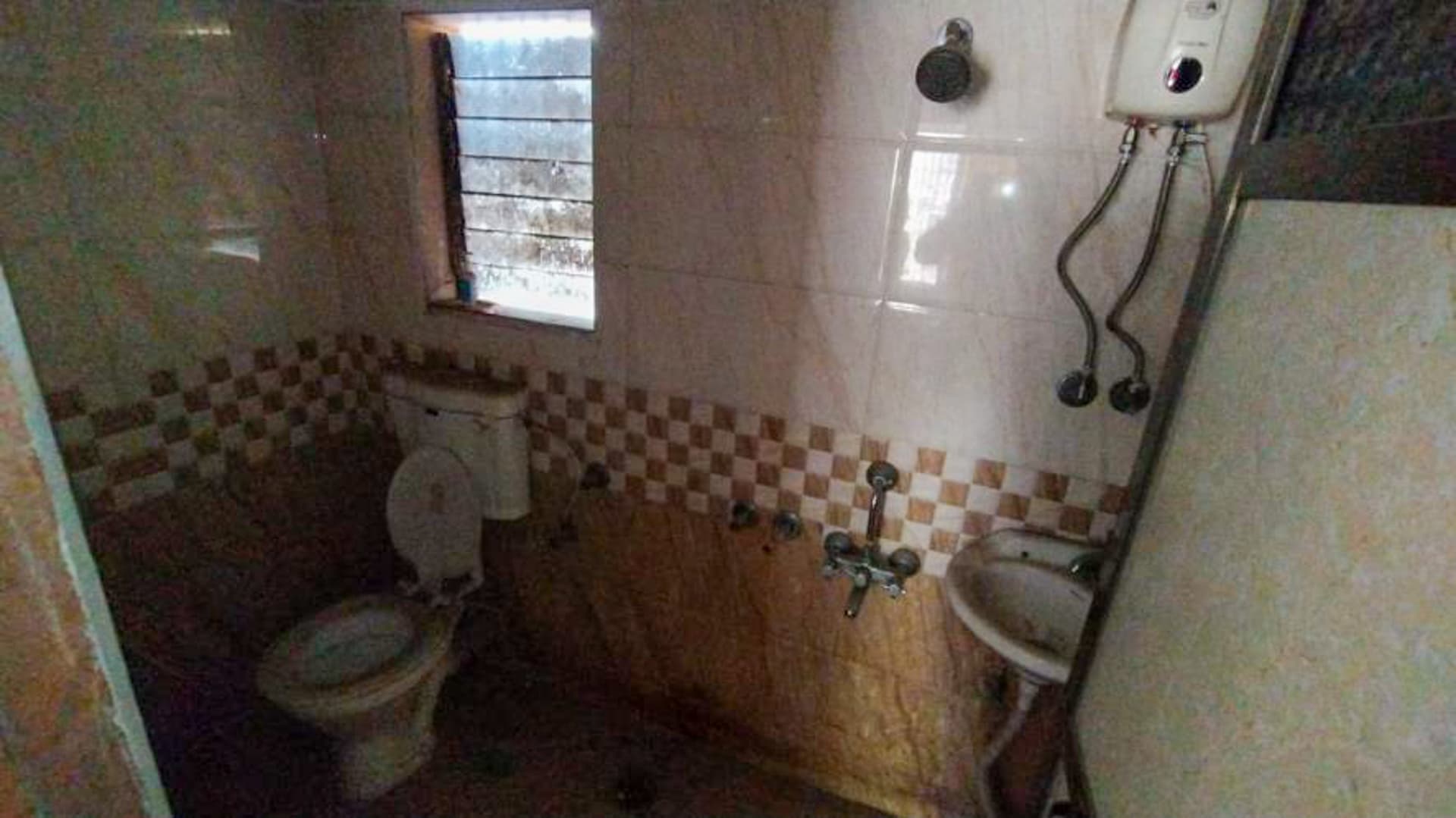 Property Photos 31