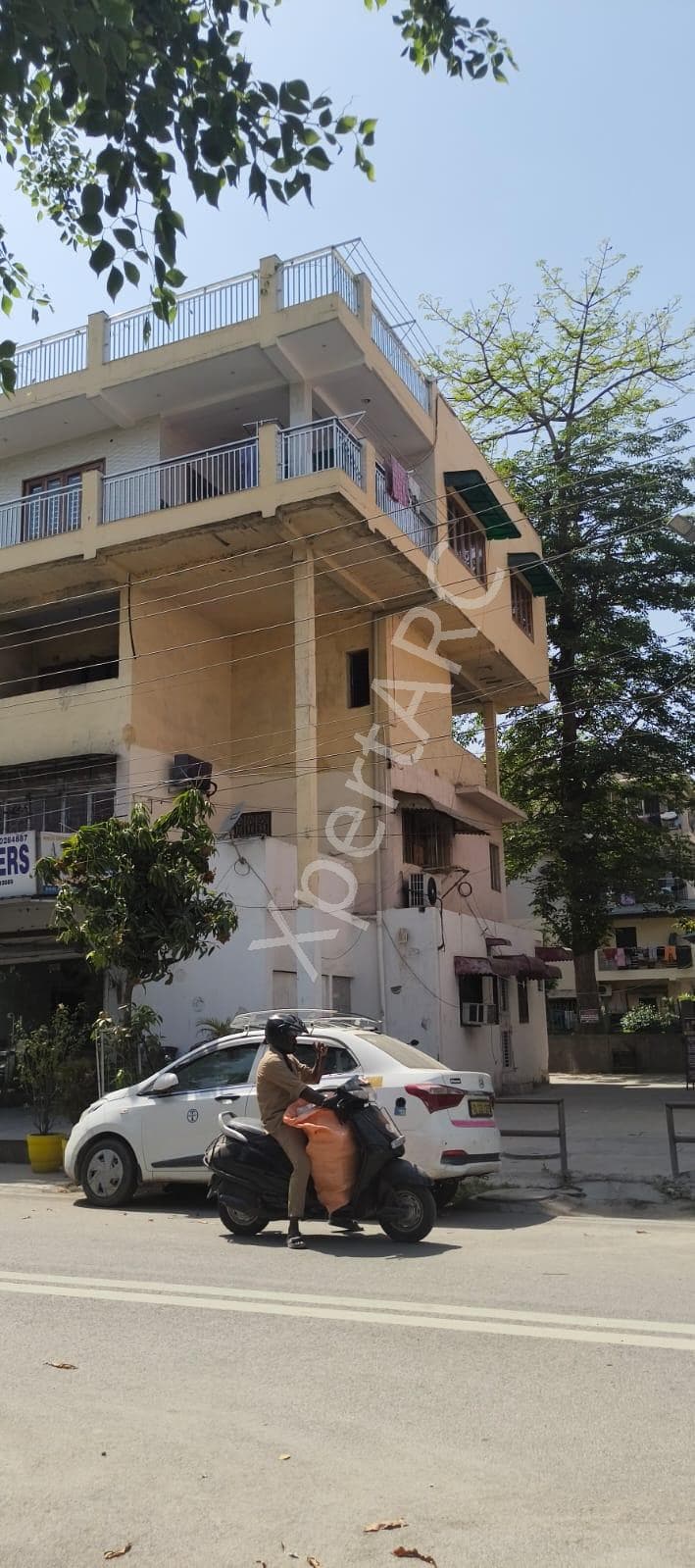 Property Photos 9