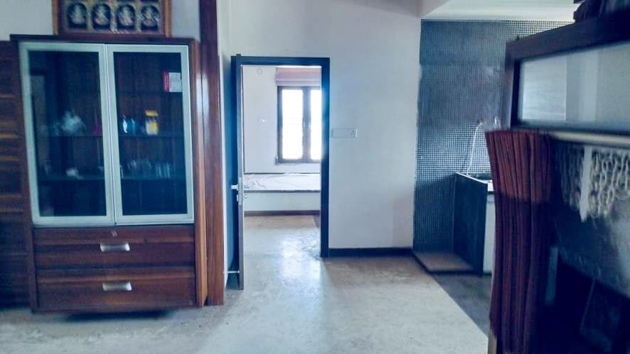 Property Photos 8