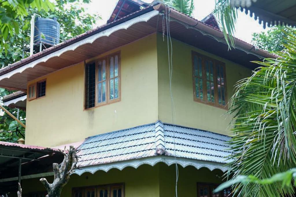 Property Photos 9