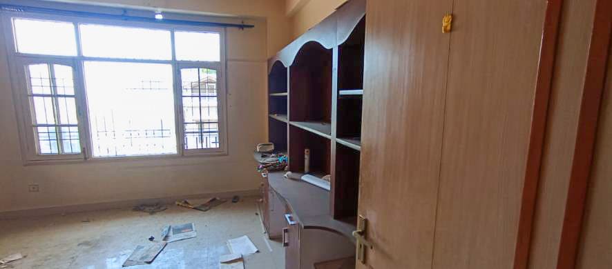 Property Photos 16