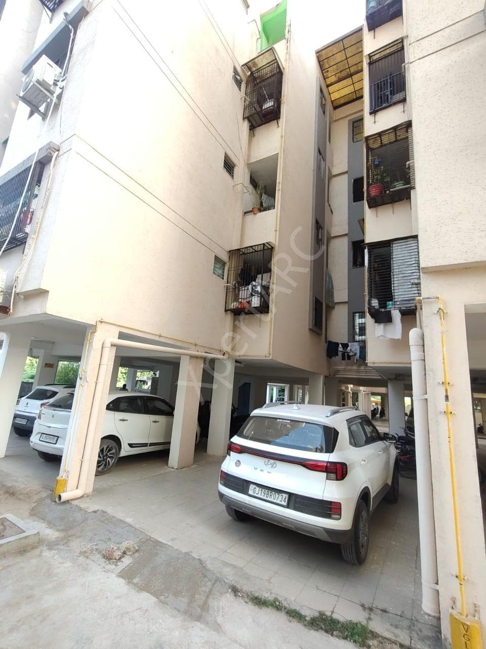 Property Photos 14