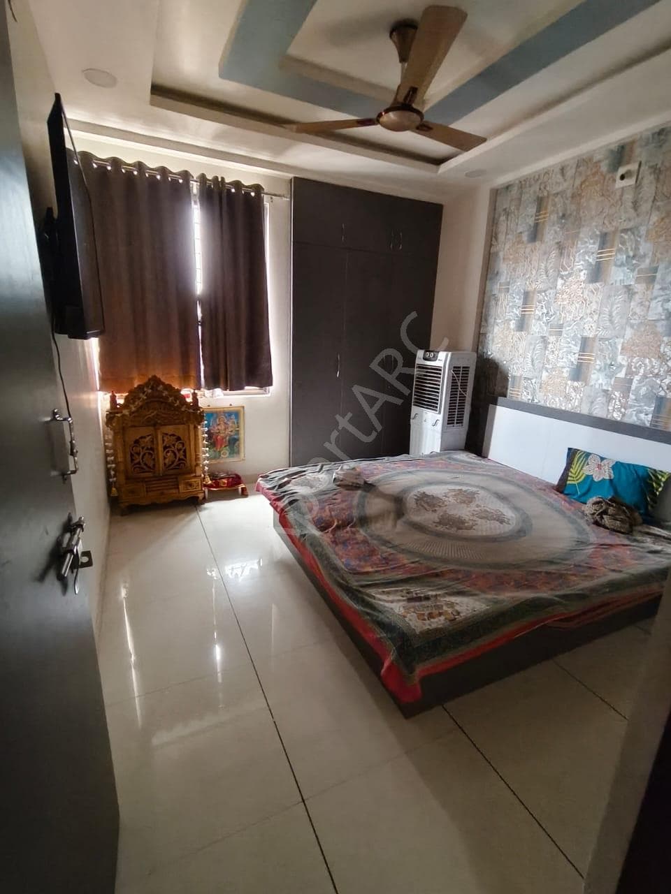 Property Photos 18