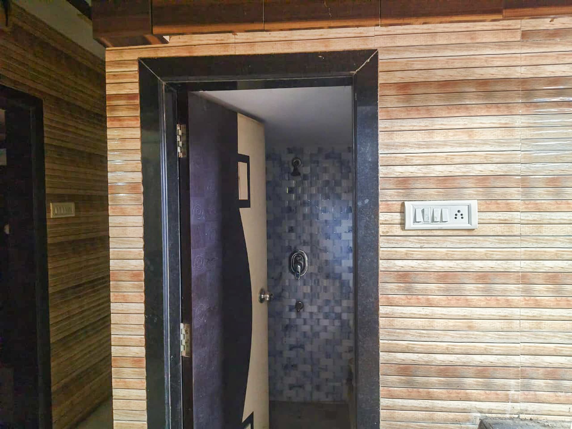 Property Photos 6