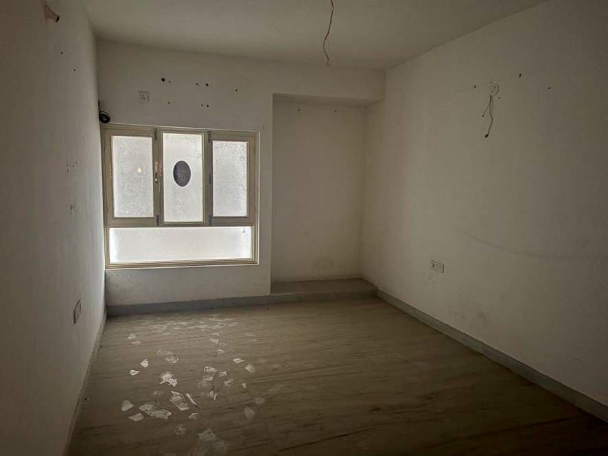 Property Photos 33