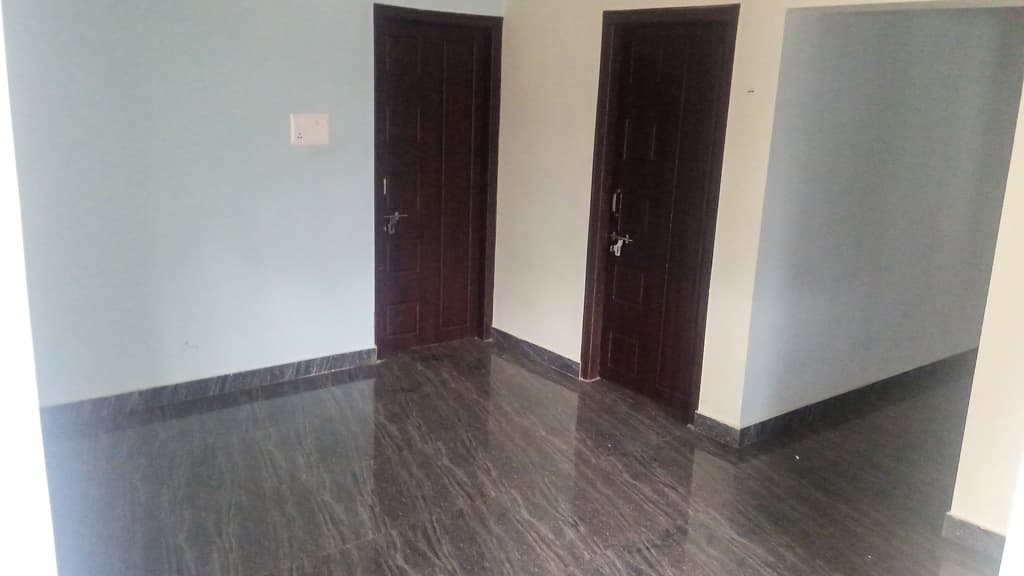 Property Photos 8
