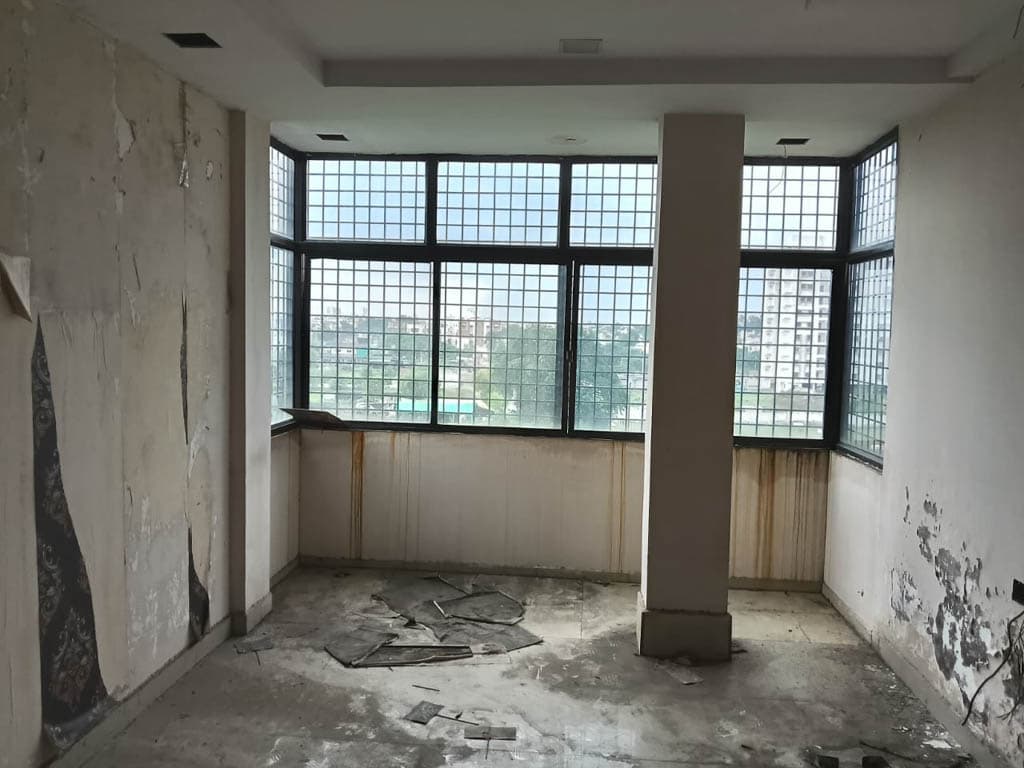 Property Photos 17