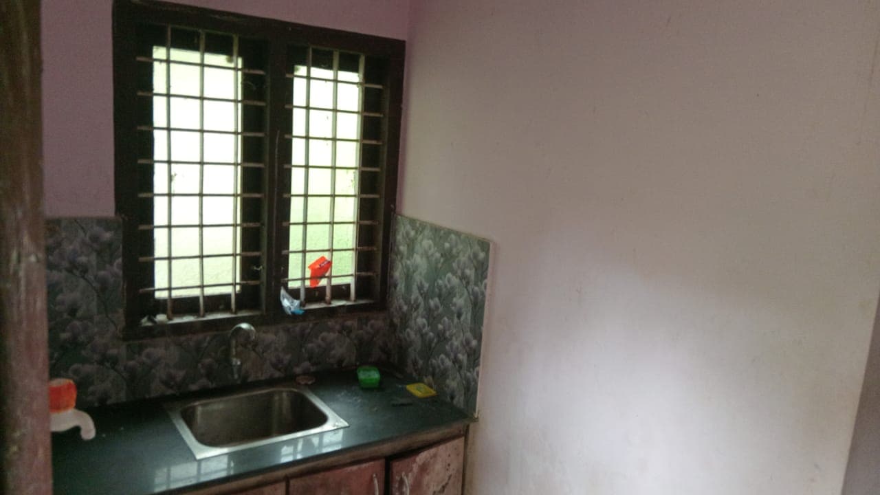 Property Photos 6