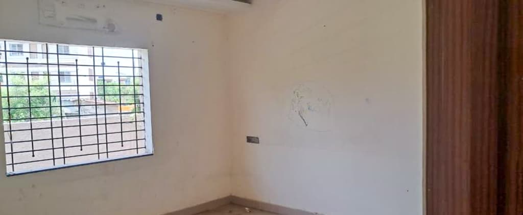 Property Photos 34