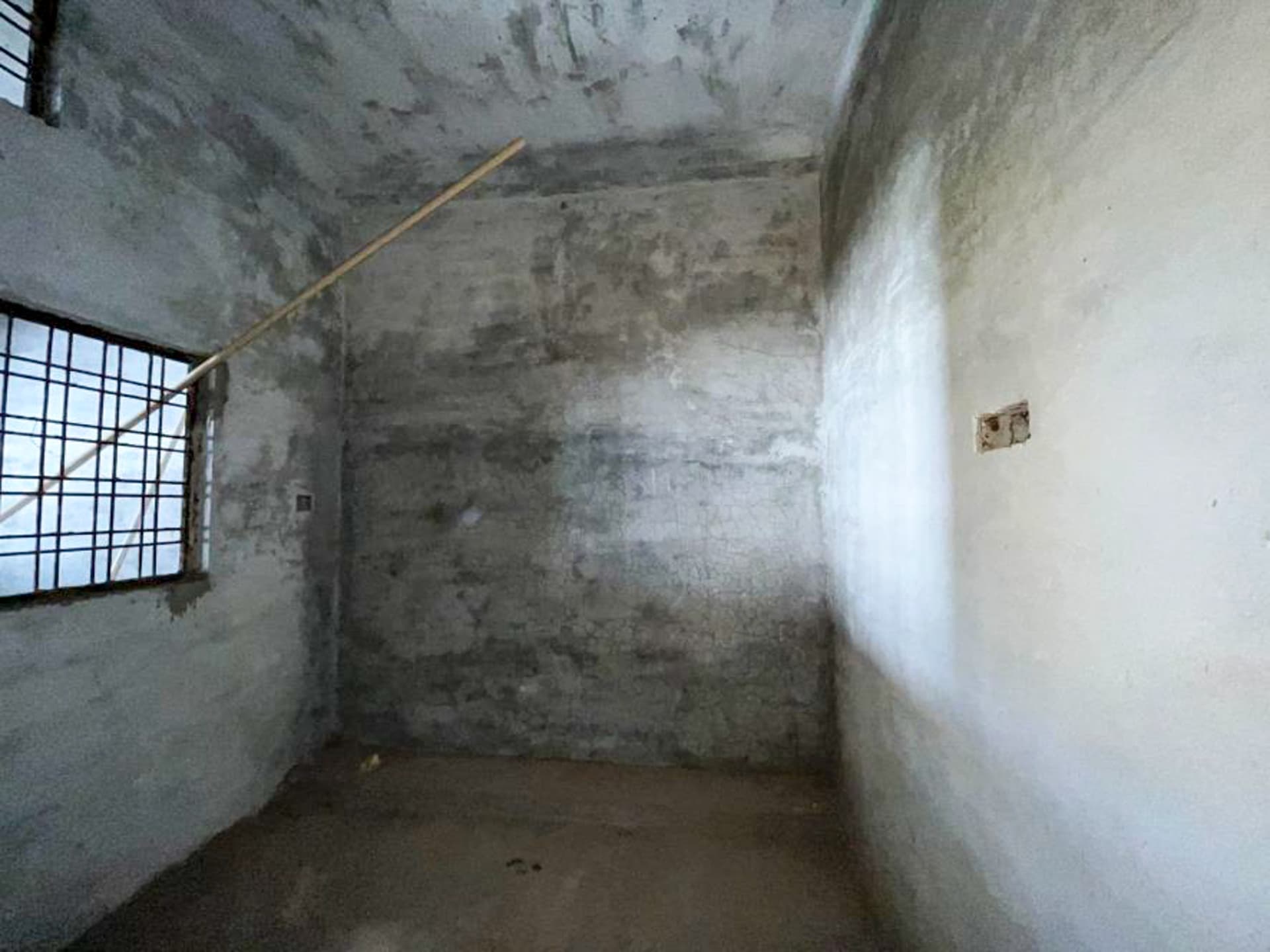 Property Photos 23