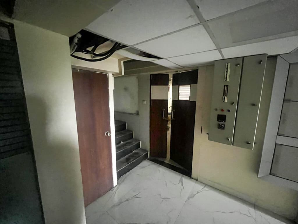 Property Photos 9