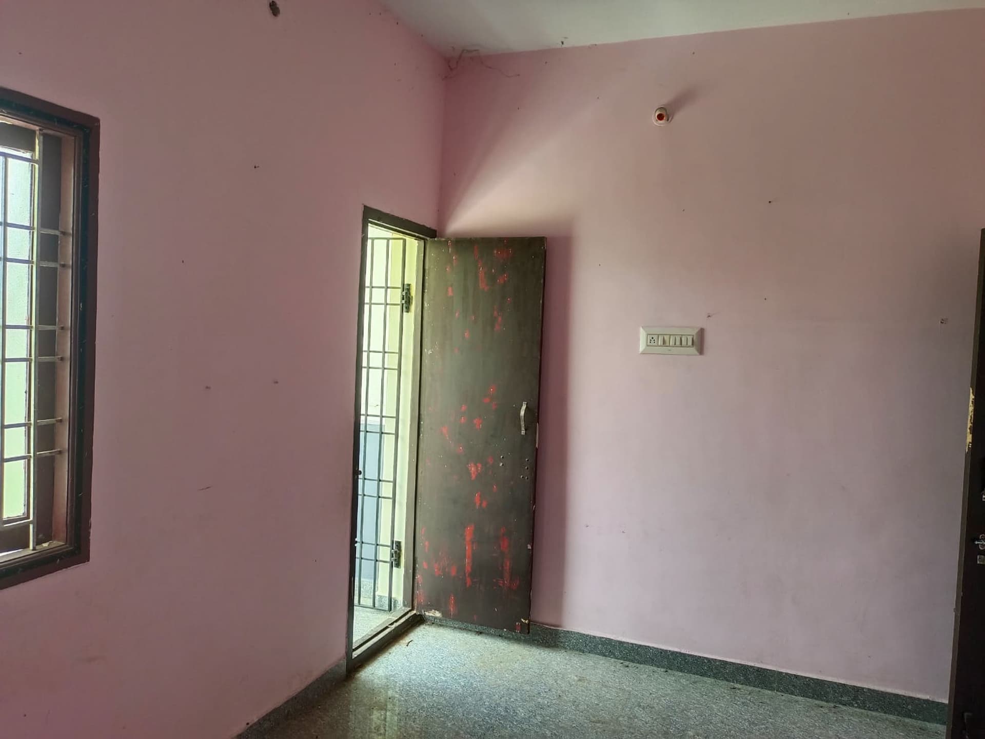 Property Photos 7