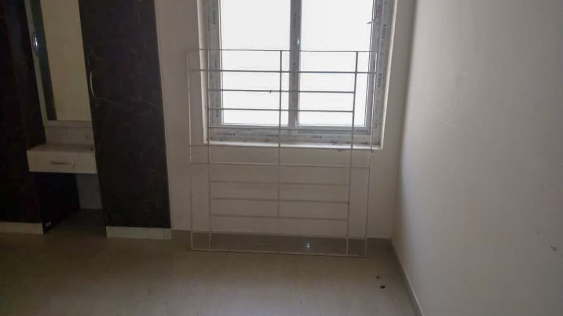 Property Photos 26