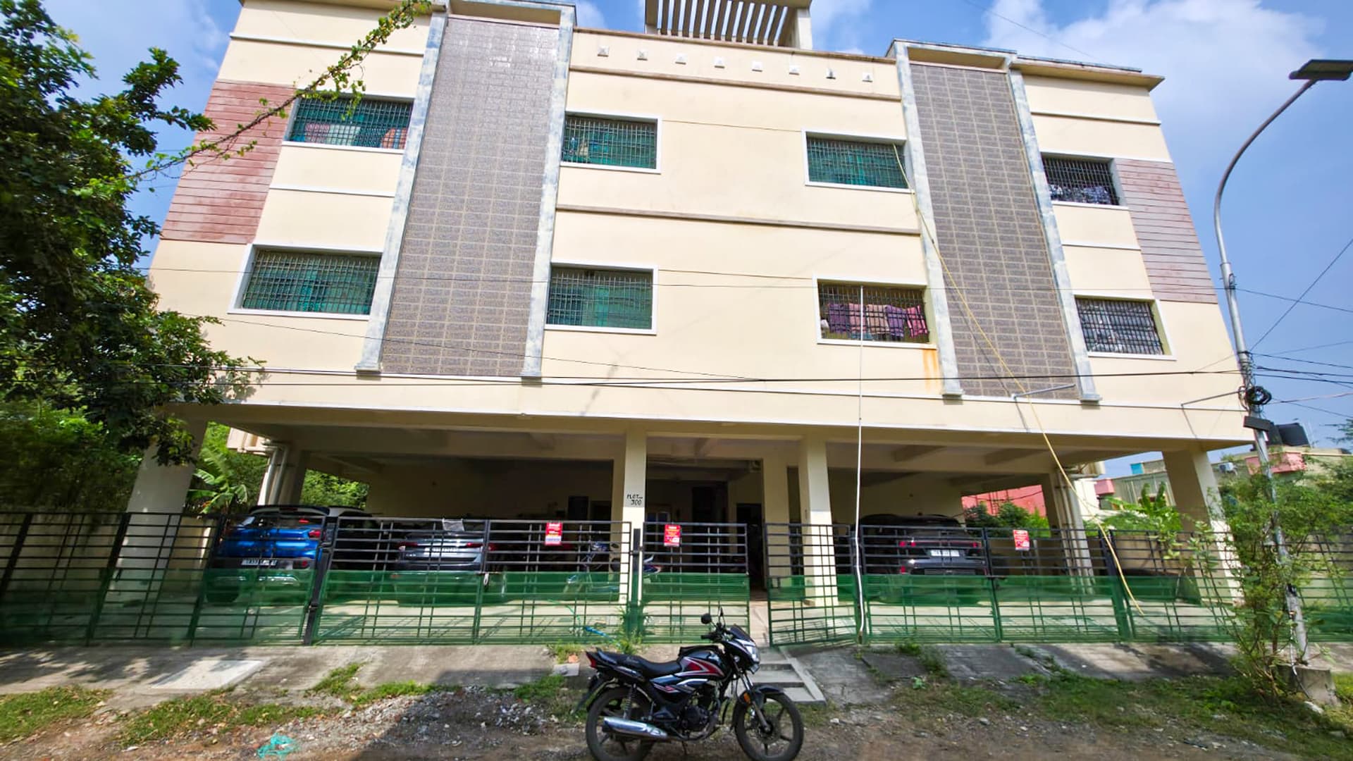 Property Photos 1