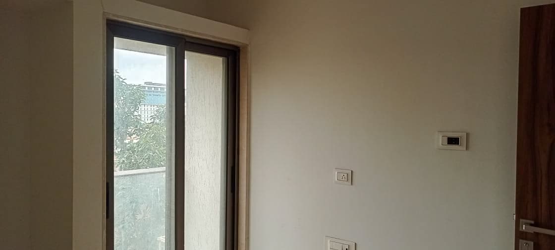 Property Photos 6