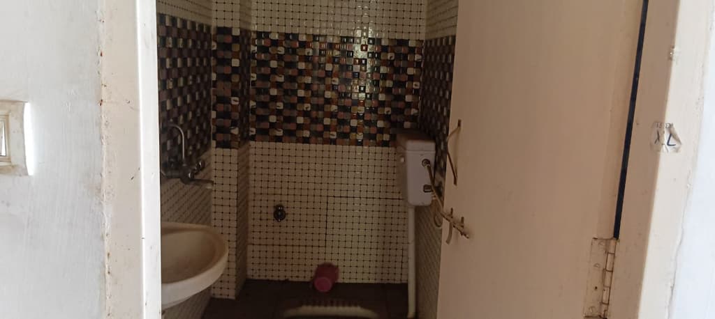 Property Photos 8