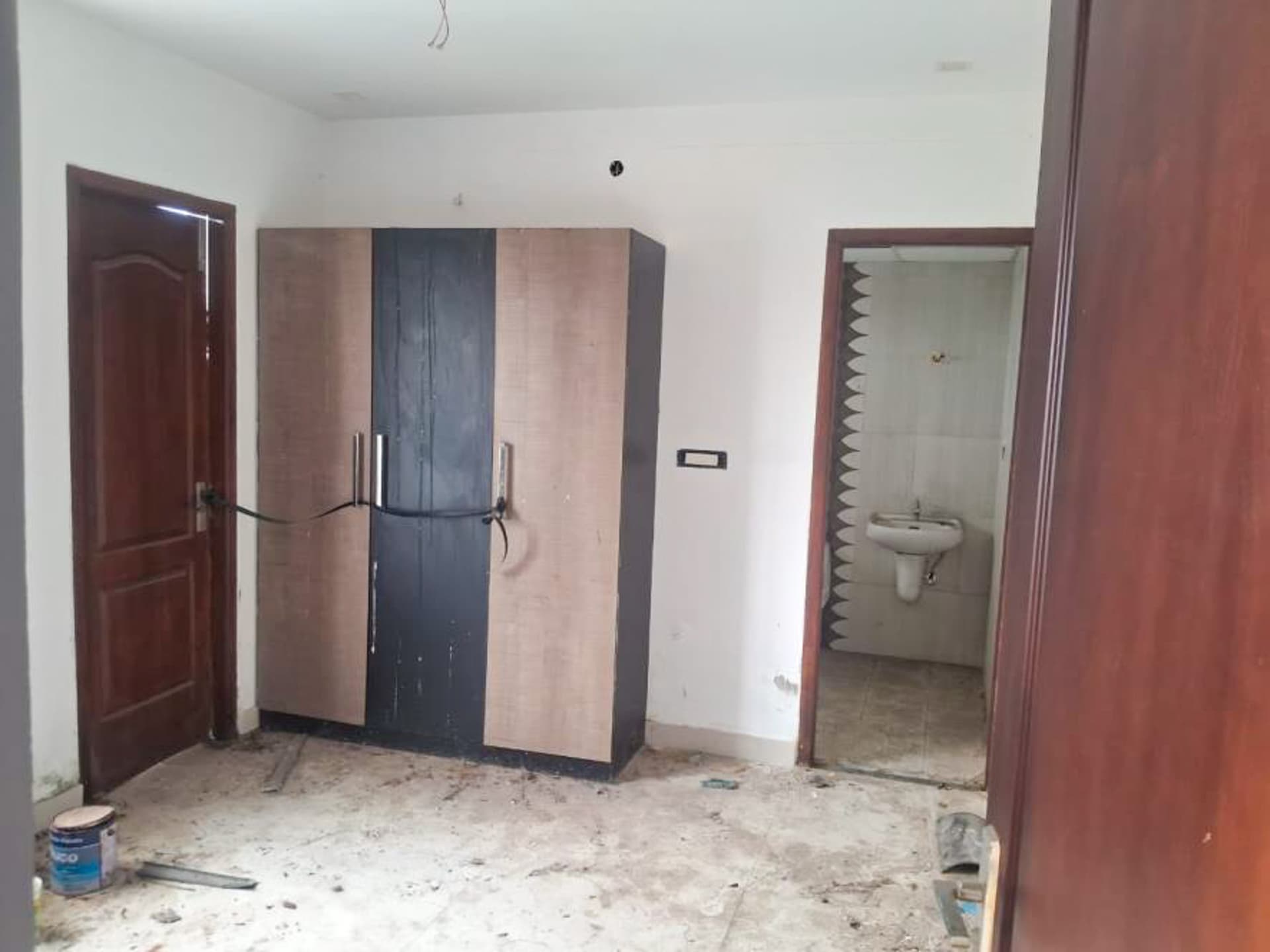 Property Photos 9