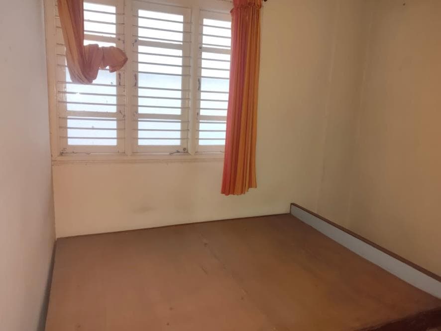 Property Photos 6