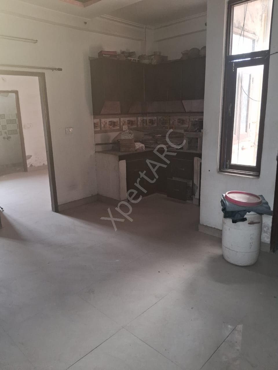 Property Photos 8