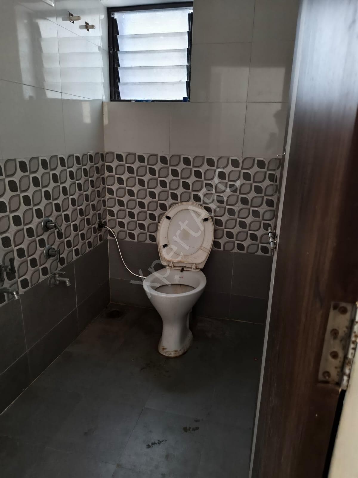 Property Photos 18