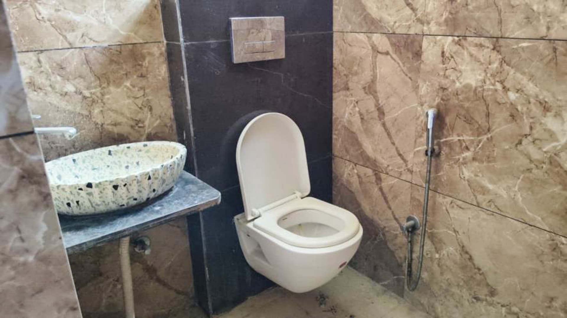 Property Photos 7