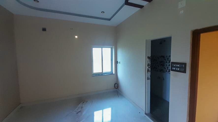 Property Photos 17