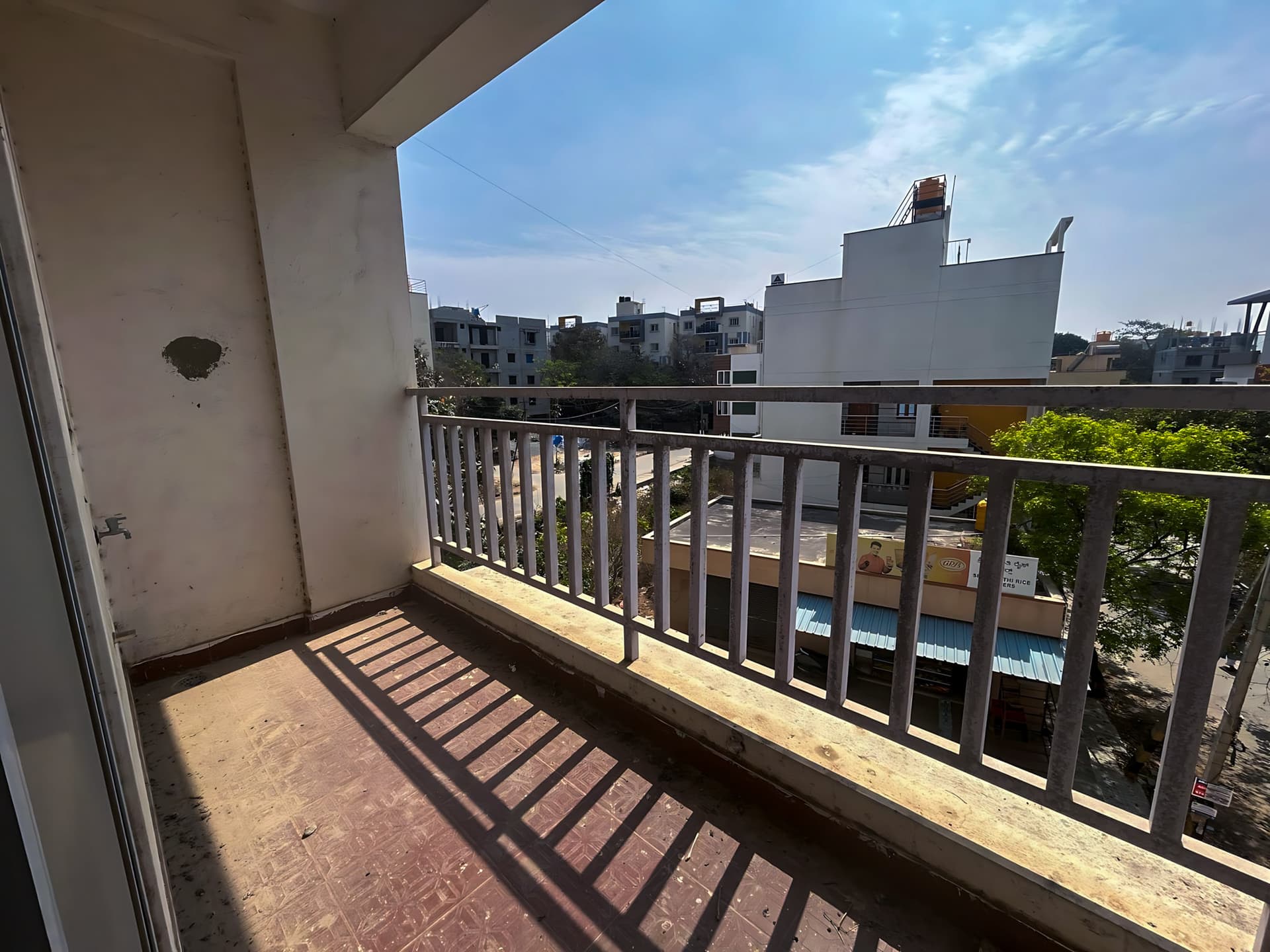 Property Photos 33