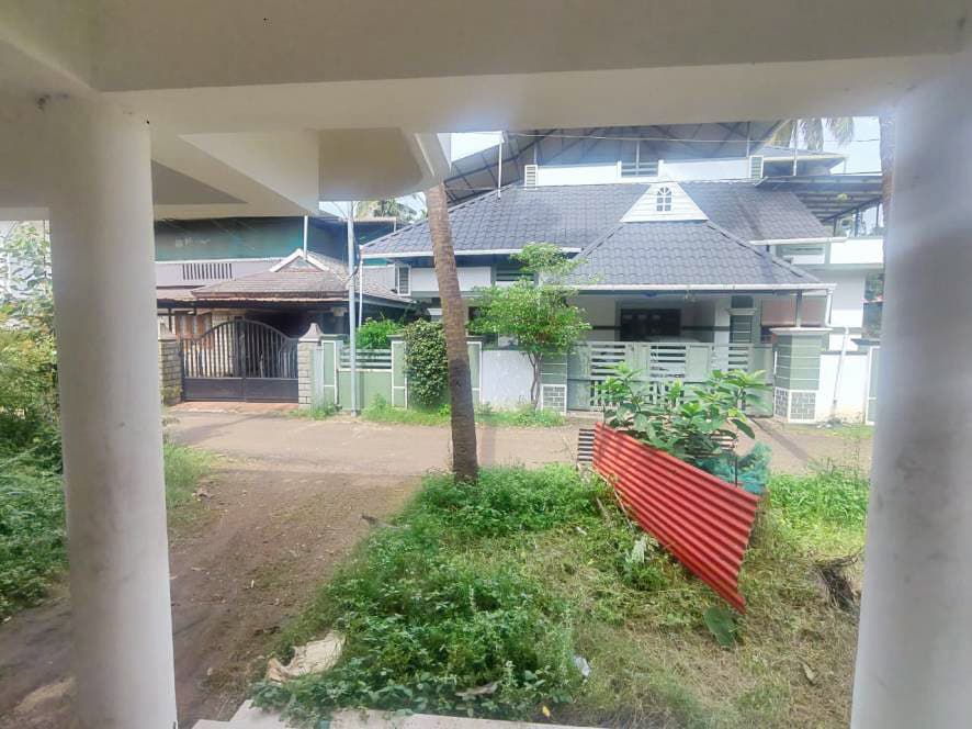 Property Photos 23
