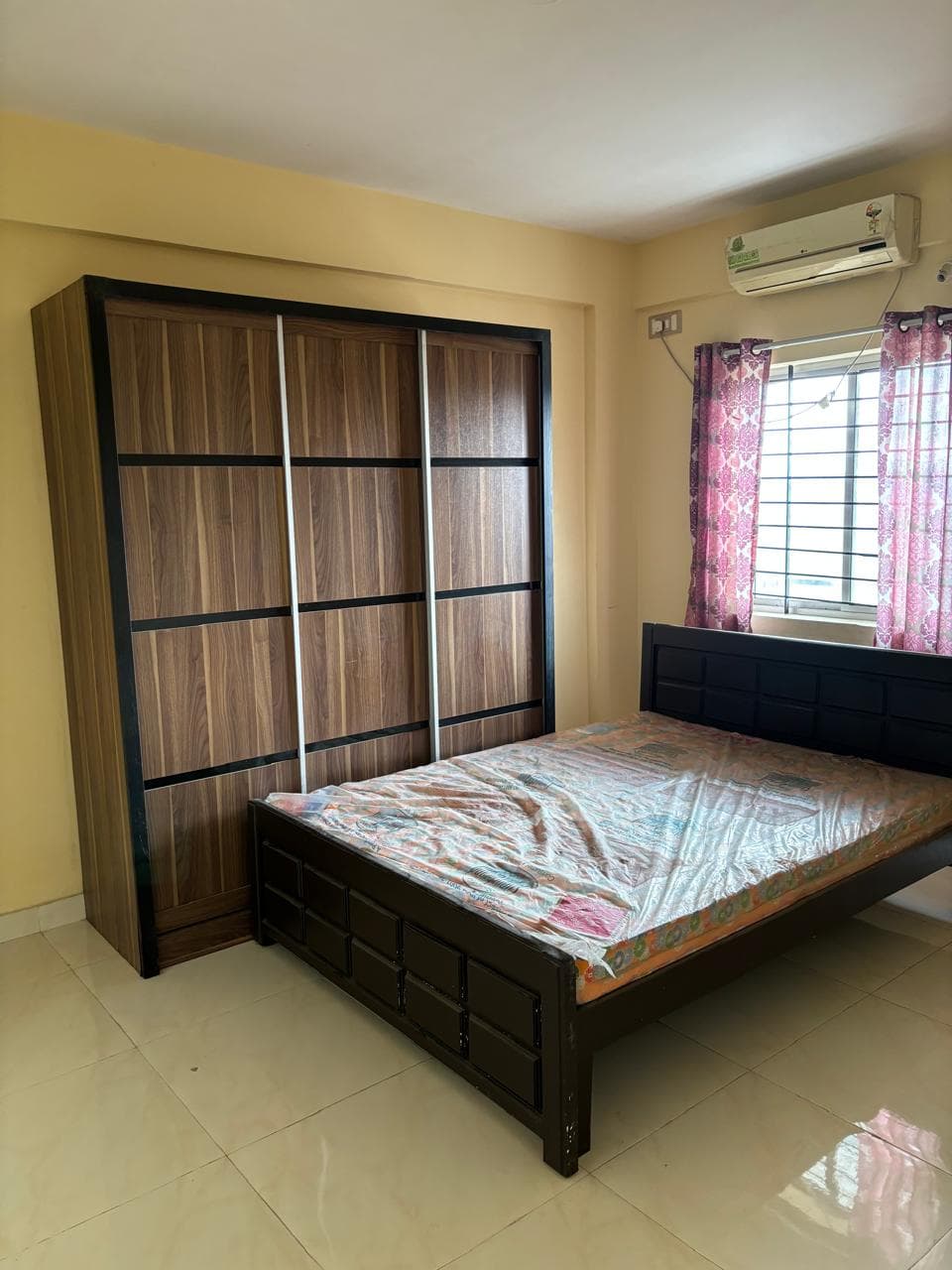 Property Photos 4