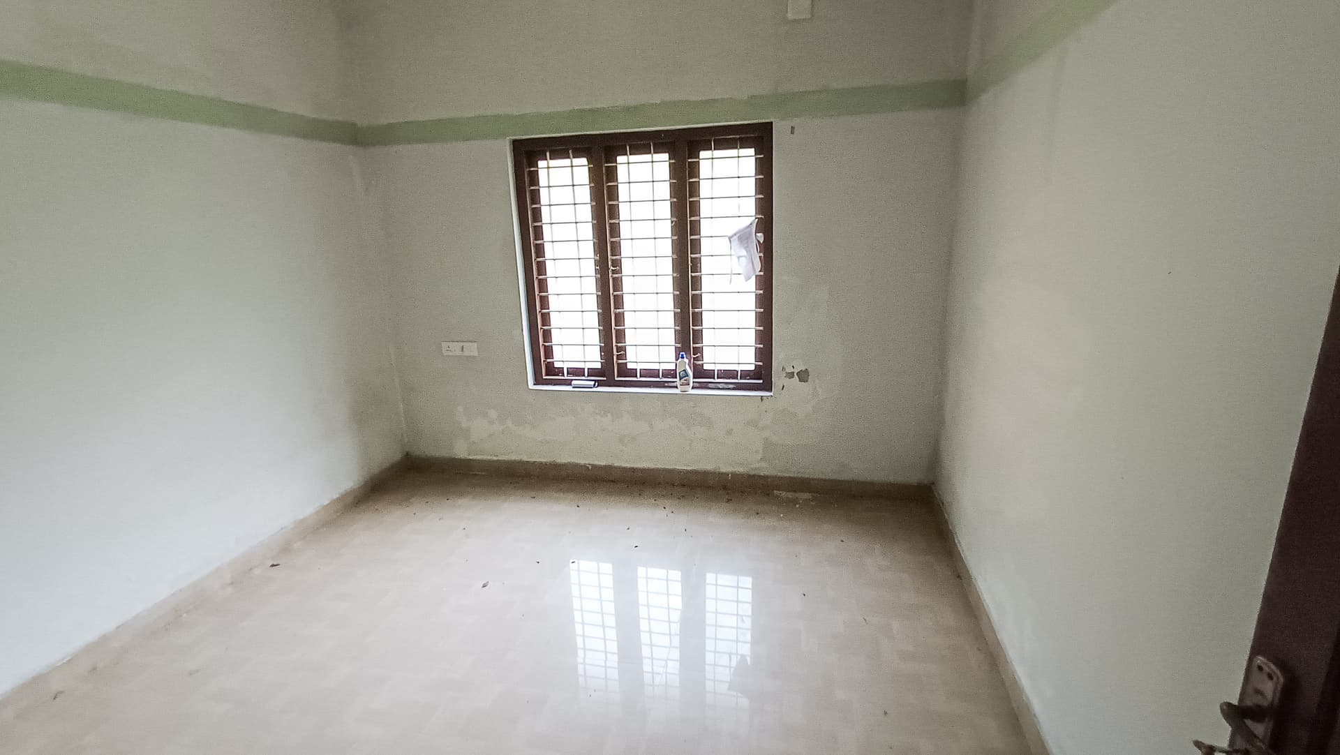 Property Photos 8
