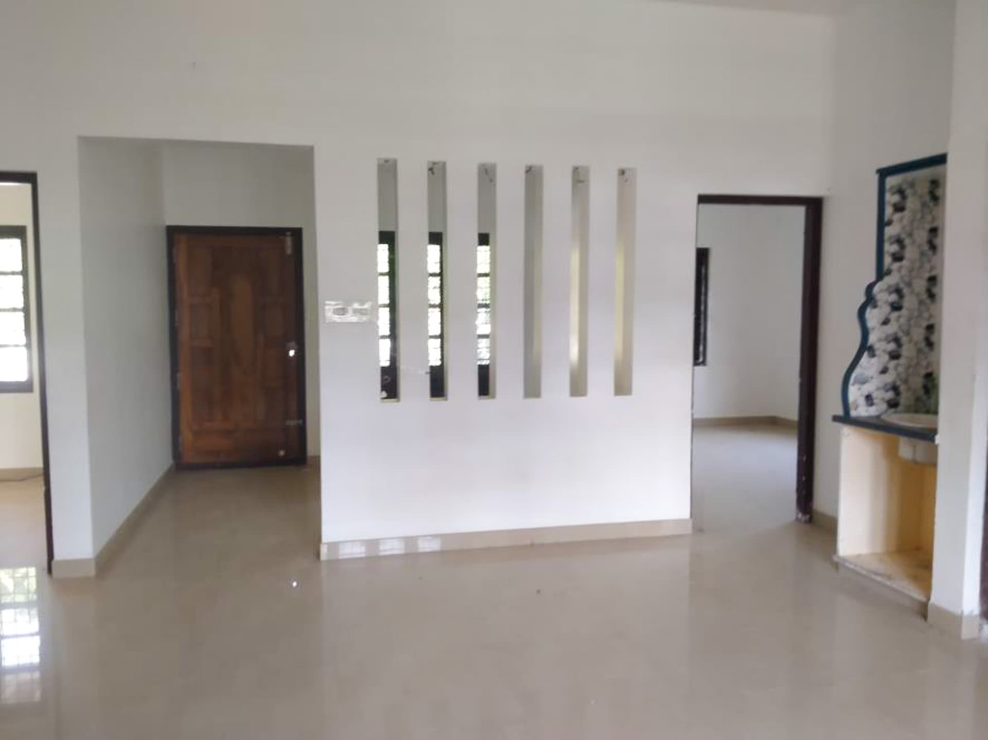 Property Photos 8