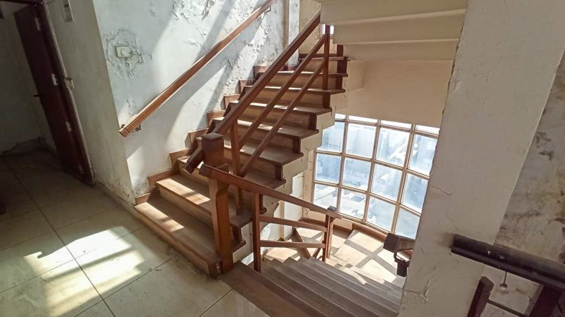 Property Photos 25
