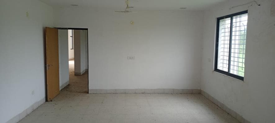 Property Photos 12