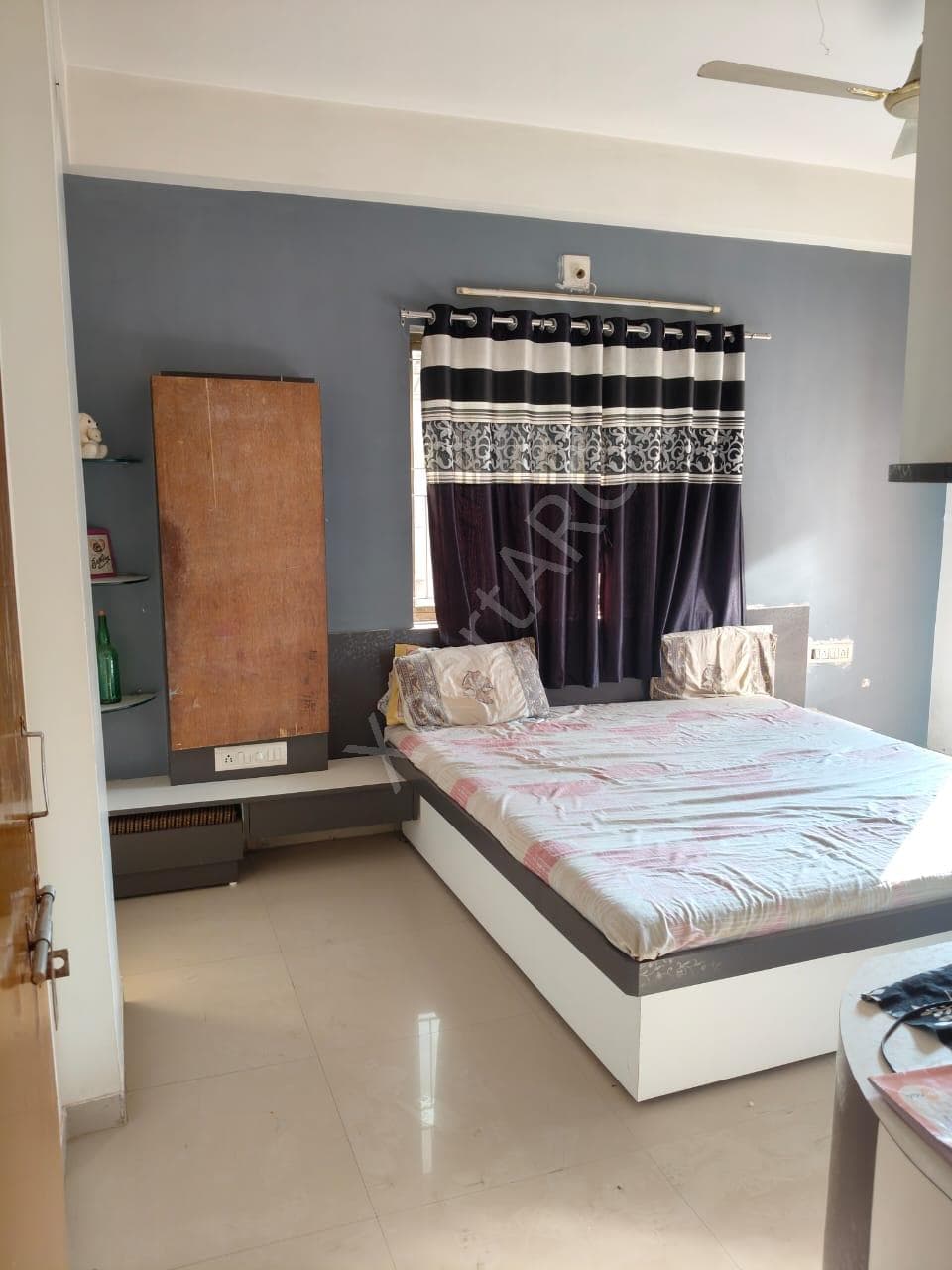 Property Photos 9