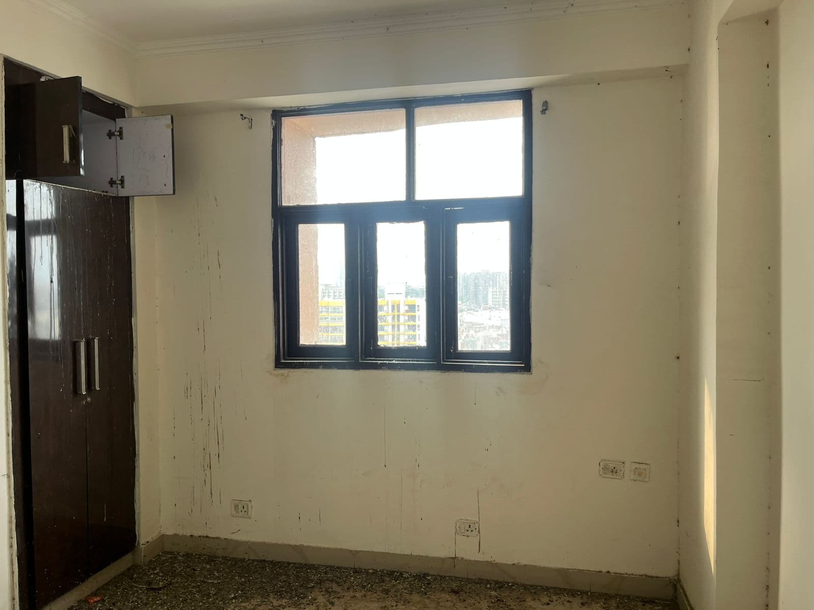 Property Photos 17