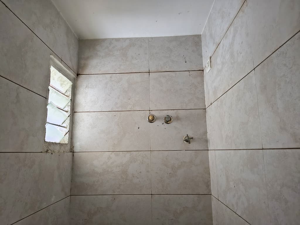 Property Photos 10