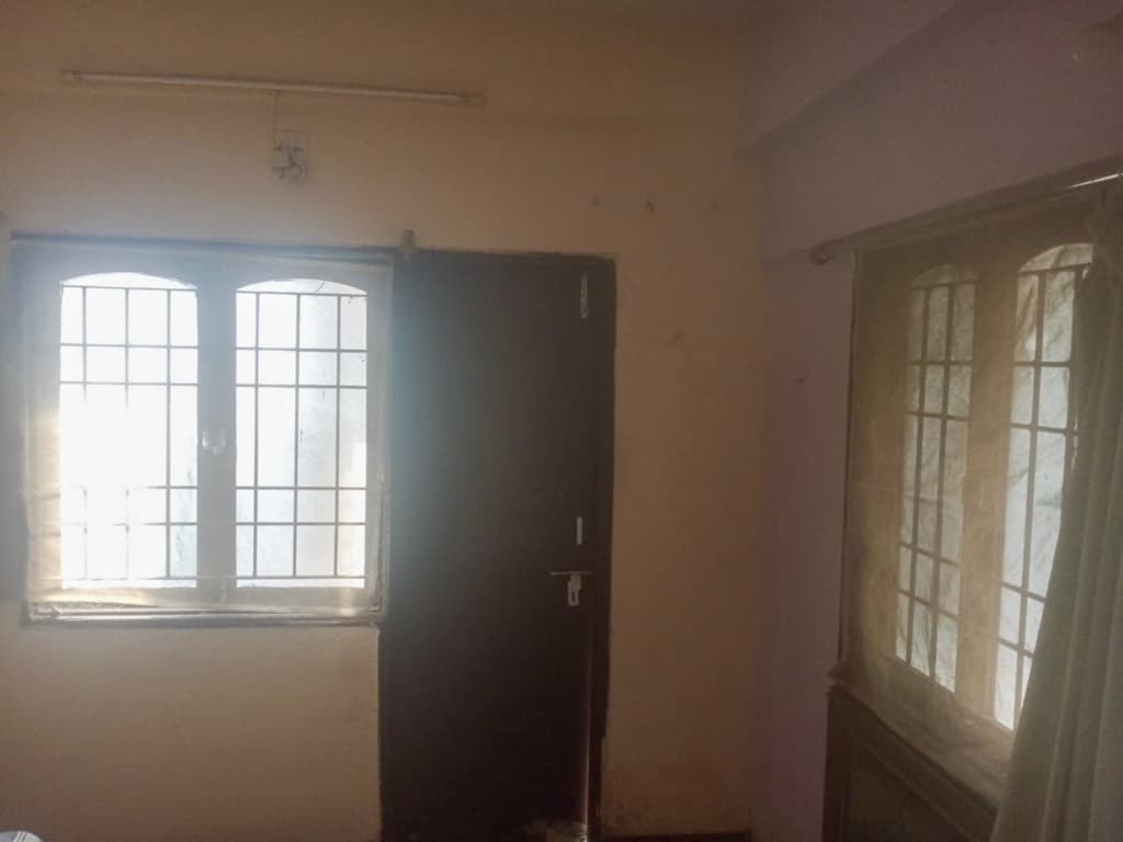 Property Photos 12