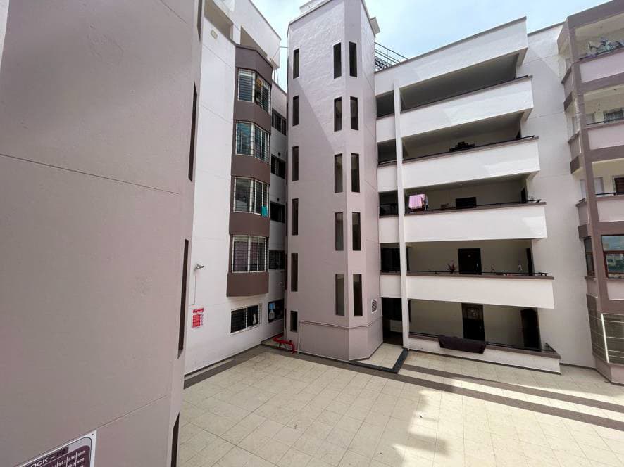 Property Photos 29