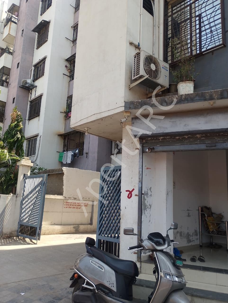 Property Photos 4