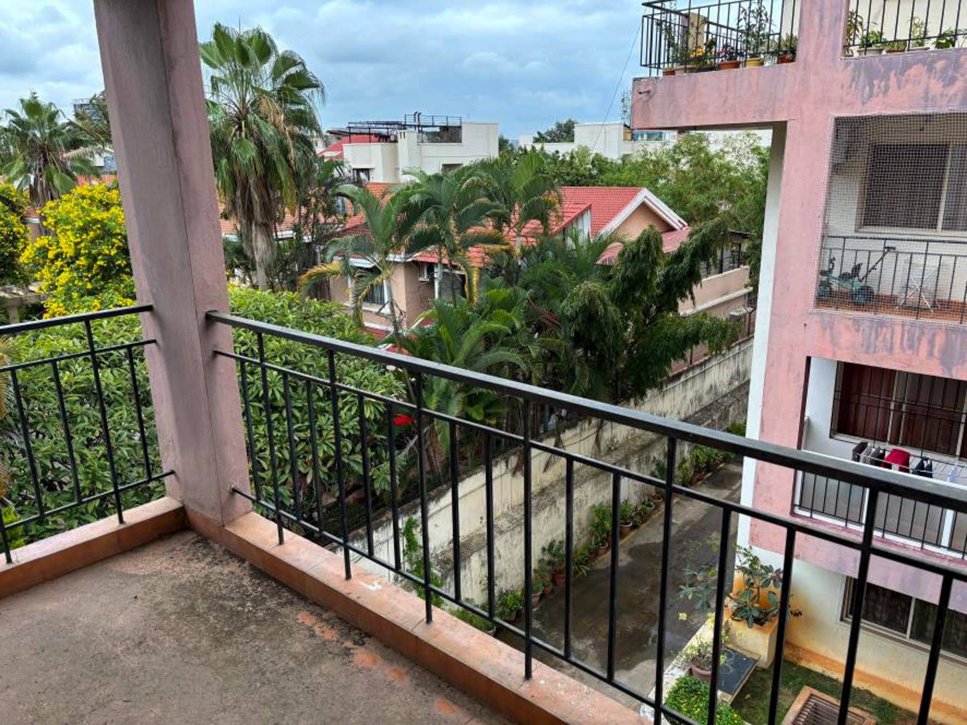 Property Photos 18