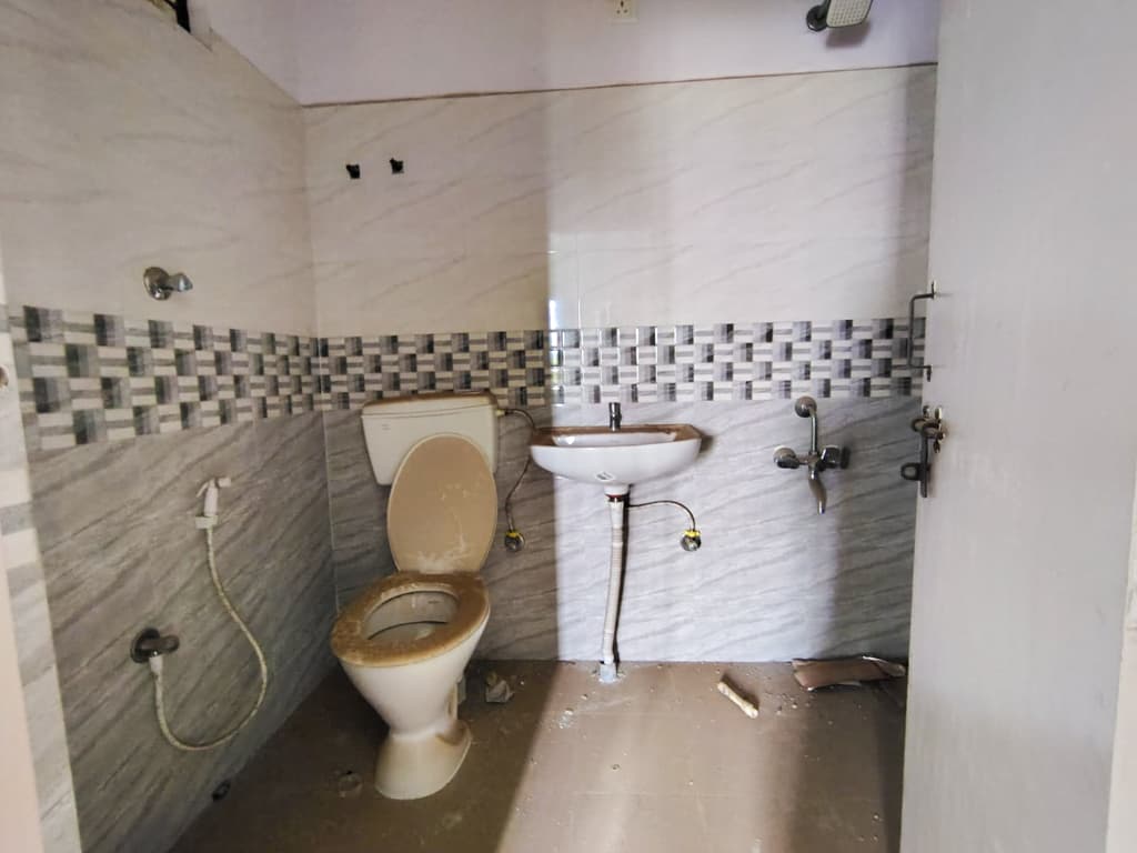 Property Photos 4