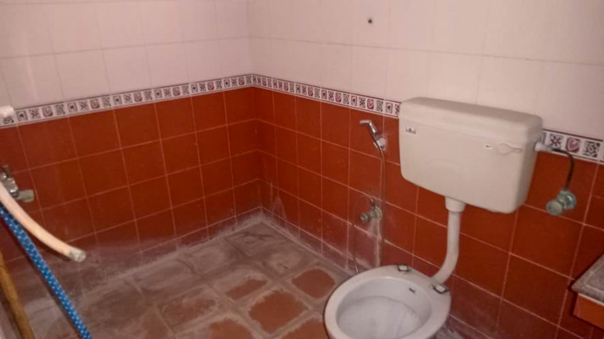 Property Photos 14