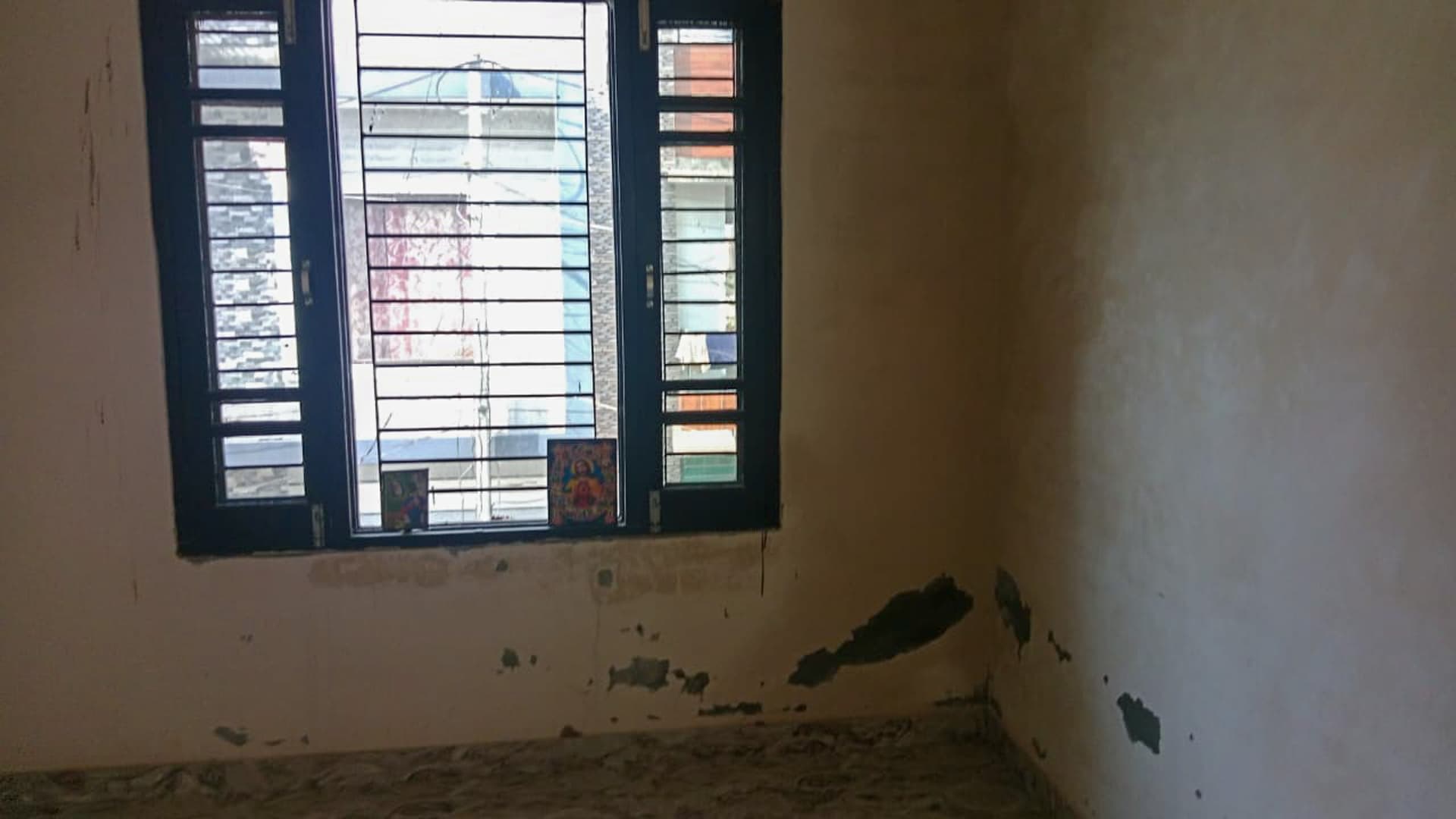 Property Photos 32