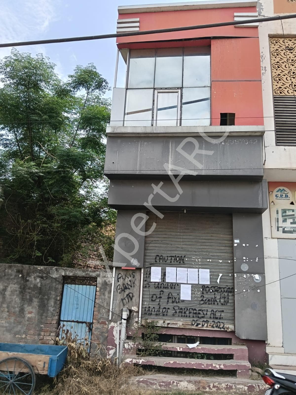 Property Photos 6