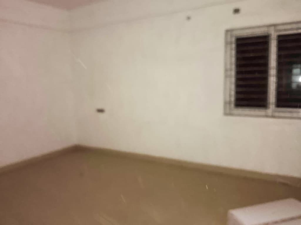 Property Photos 26