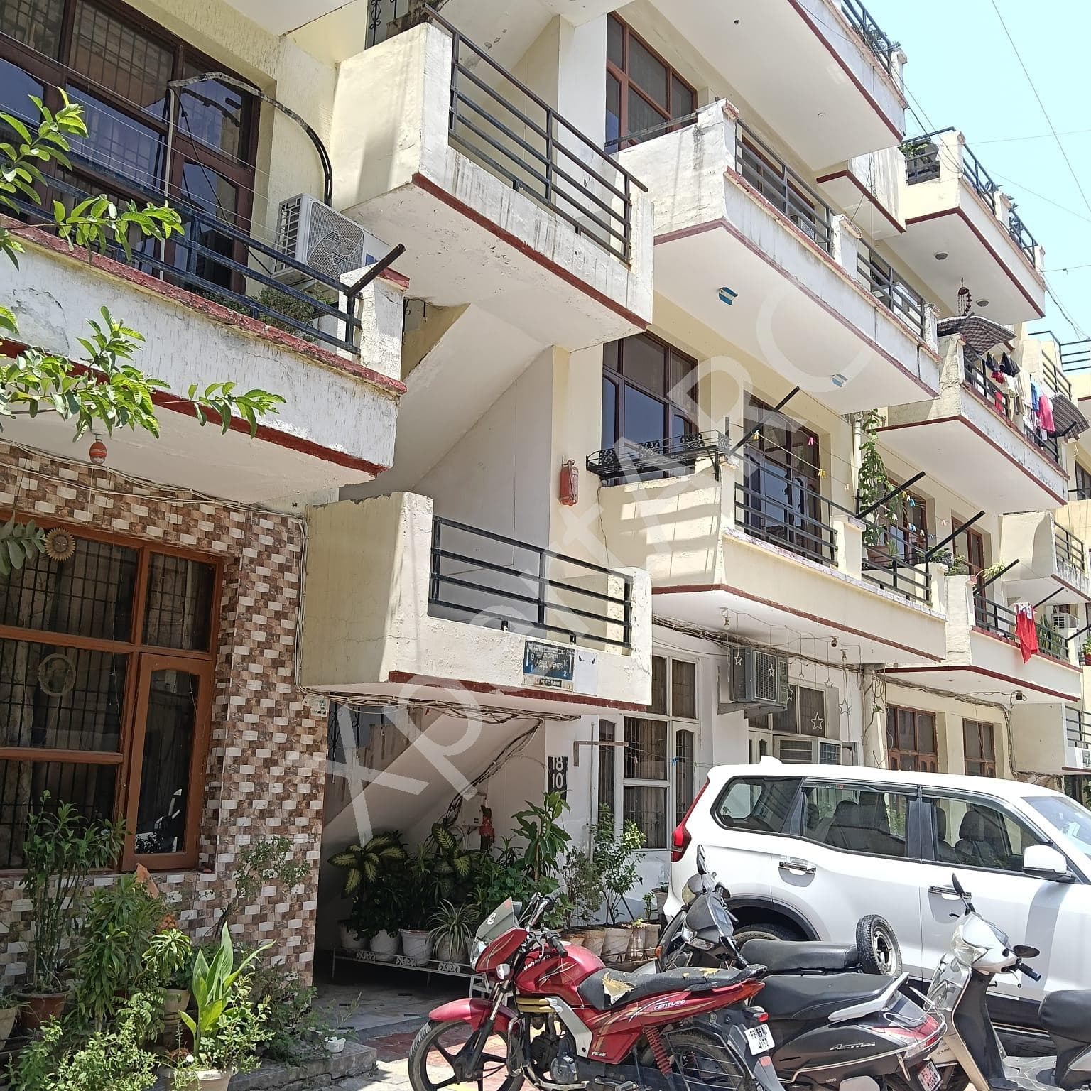 Property Photos 3