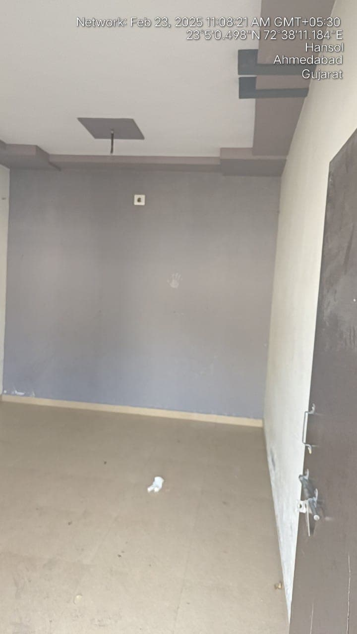 Property Photos 4